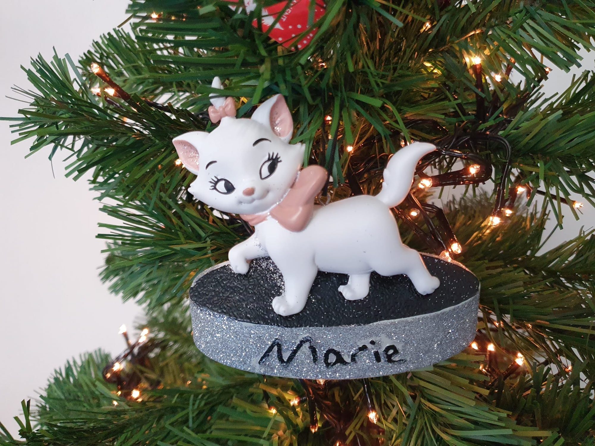 Marie on plateau ornament